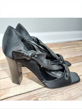 Yves Saint Laurent Rive Gauche black peep toe heels 36.5